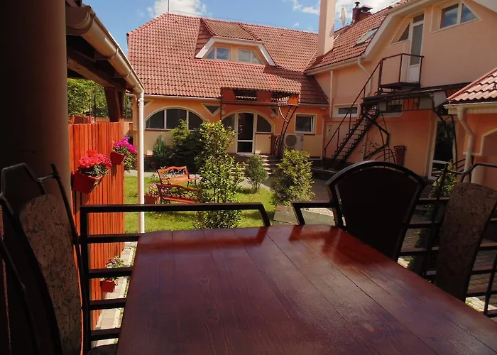 U Anity Otel Ujgorod